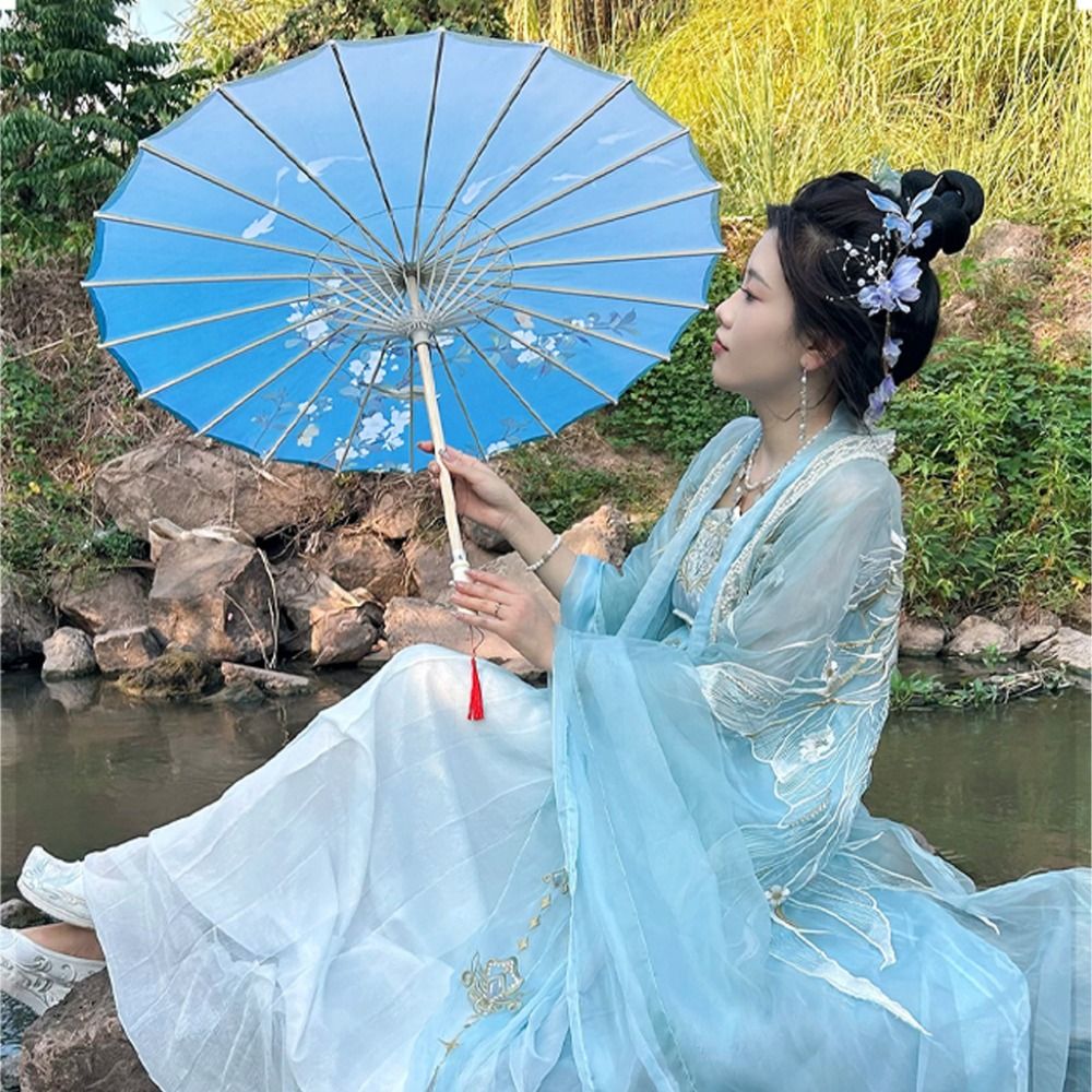 Photography Of A Man - Chinese Antique Style Oiled Paper Umbrella