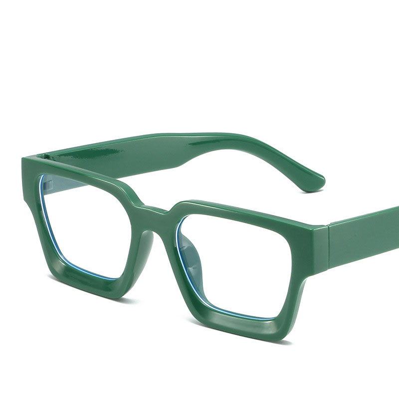 Classic Thick Box Sunglasses F - đánh giá và giá Photography Of A Man